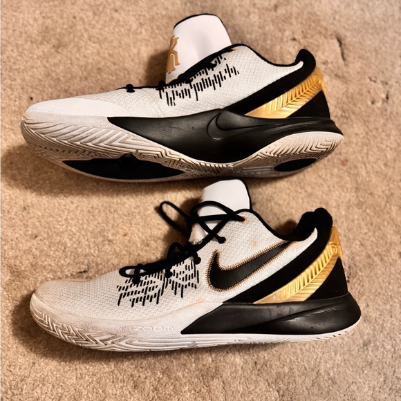 Kyrie Nike - Size 14 - Picture 2 of 3
